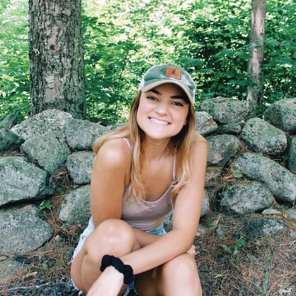 sydneyholland14